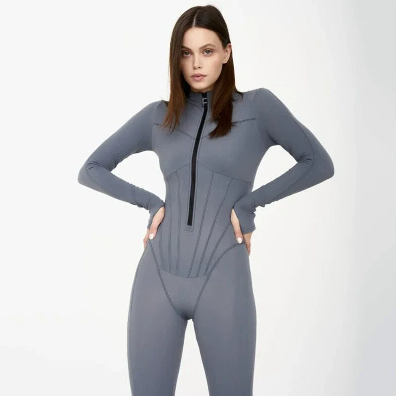 Tuta sportiva intera con zip