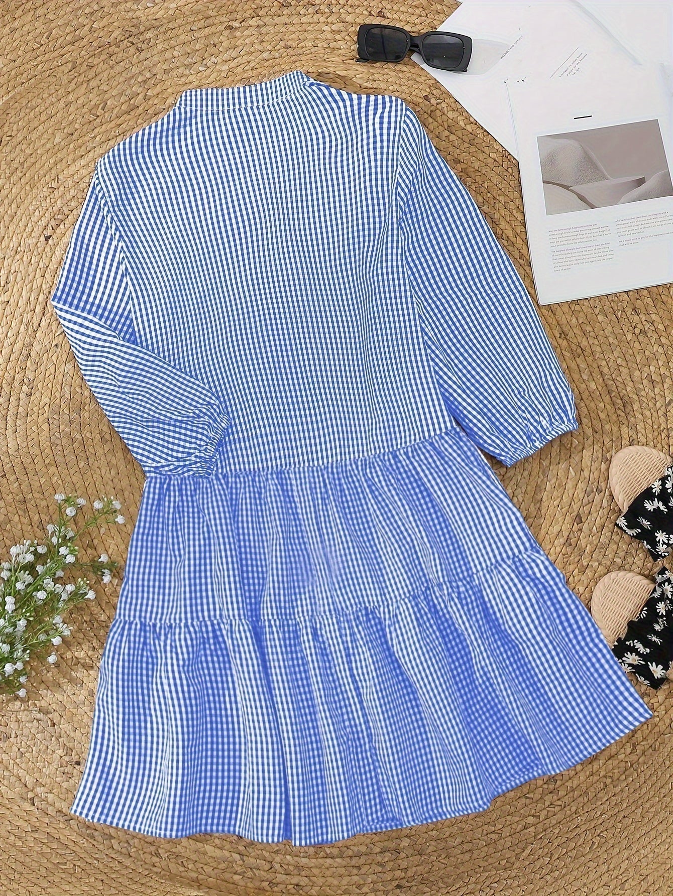 Vestito corto da donna con bottoni