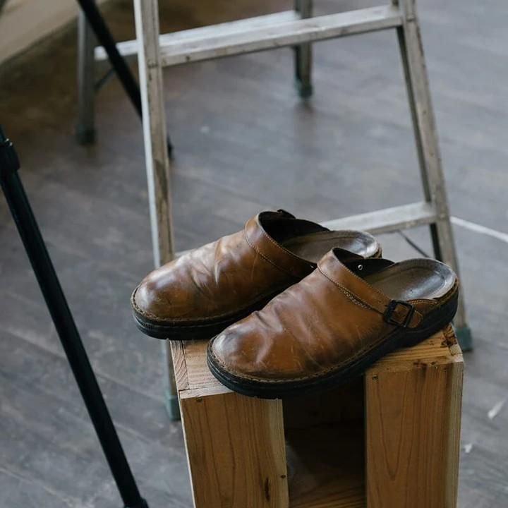 Zoccoli in Pelle da Uomo - Comodi ed Eleganti per Tutti i Giorni